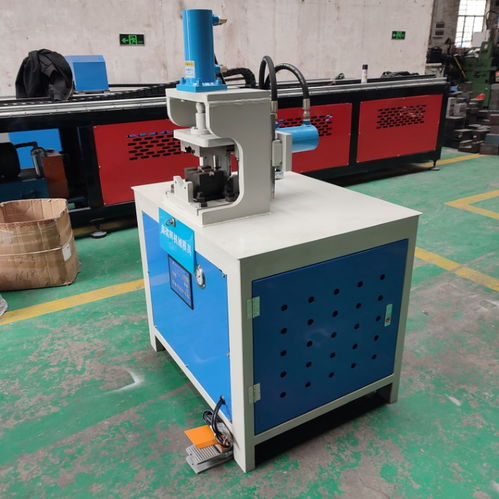 护栏方管冲弧机展示架冲孔机 半自动五金配件加工与零售新选择